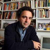 Pablo De Santis: "Me atrae el ambiente intelectual como escenario del crimen"